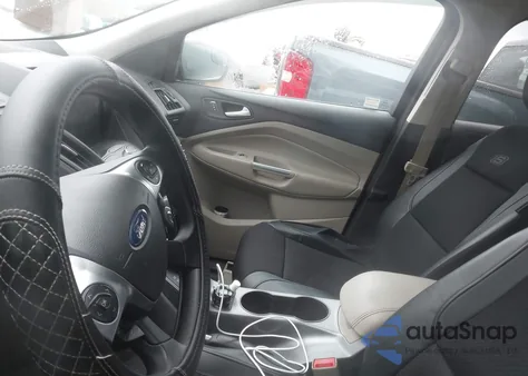 2014 Ford Escape Se z USA, uszkodzony, nr VIN 1FMCU0GX9EUA34857